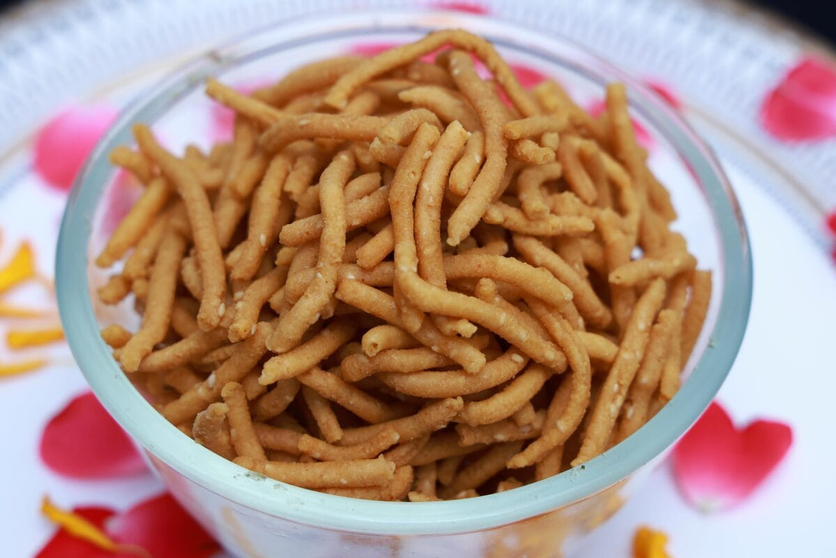 Murthy Sweets Perugu Chekralu min